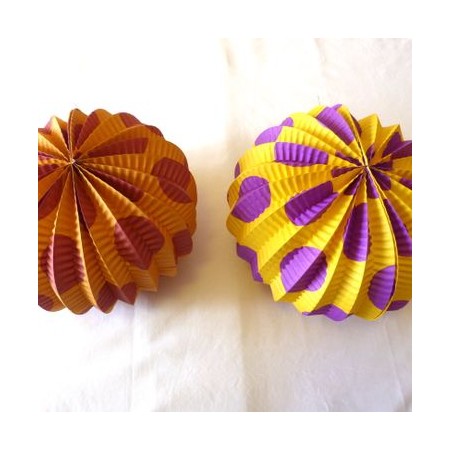 Farolillo amarillo lunar...