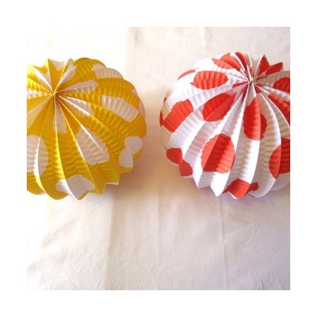 Farolillo amarillo lunar...