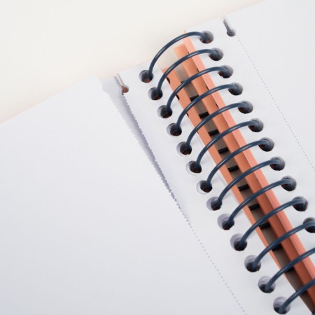 Cuaderno Milan 430 A4 lisoPapel Planet Cuaderno Milan 430 A4 lisoPapel Planet