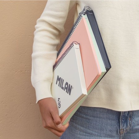 Cuaderno Milan 430 A5 cuadrículaPapel Planet Cuaderno Milan 430 A5 cuadrículaPapel Planet