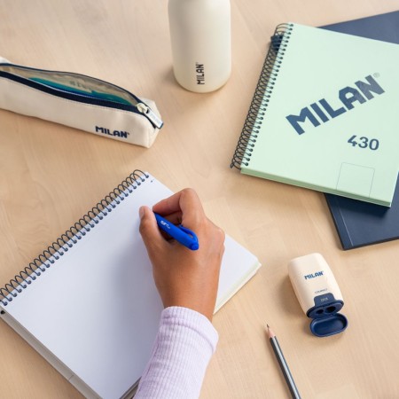 Cuaderno Milan 430 A5 lisoPapel Planet Cuaderno Milan 430 A5 lisoPapel Planet